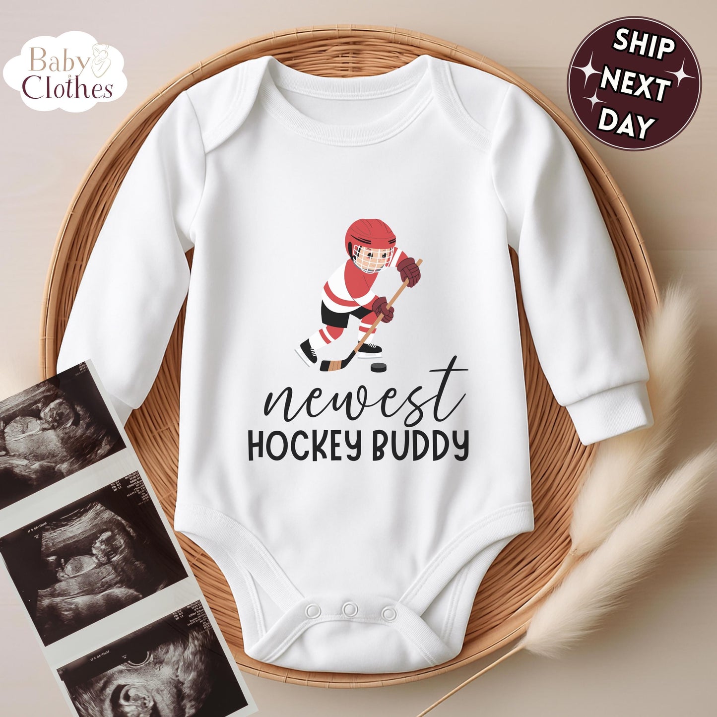 newest hockey buddy baby bodysuit, cute hockey baby outfit, baby announcement, newborn baby gift, daddys hockey partner onesie®